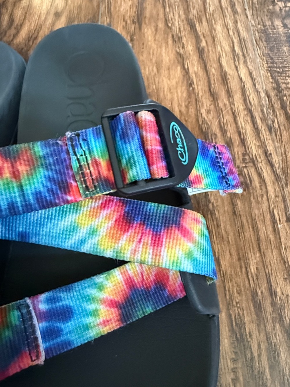 Chaco Women's Slide Sandal with Rainbow Tie-Dye Straps, women’s size 10 - Picture 5 of 9